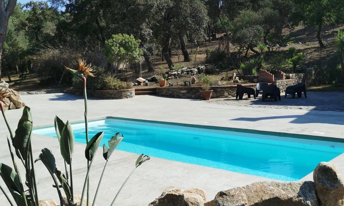Plage d'Argeles Apartment | Charming Outbuilding with Pool in Traditional Mas Retreat