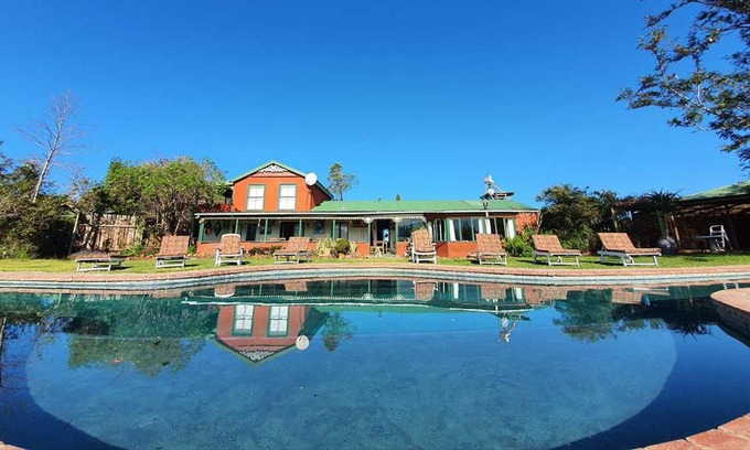 Ruiterbos House | Pet-Friendly Retreat at Outeniqua Moon Percheron Farm