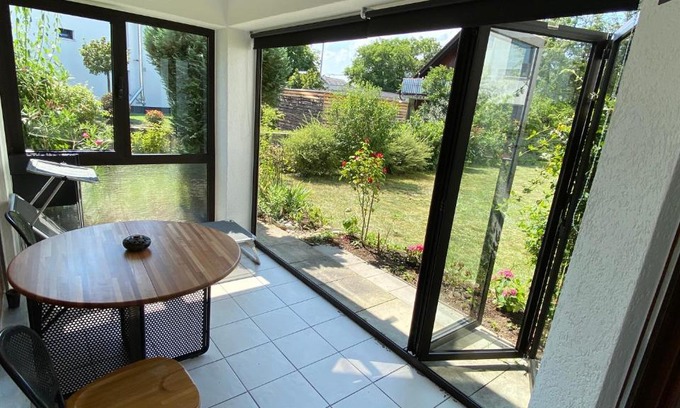 Metzingen Apartment | Enchanting Apartments in Metzingen with Ocean View