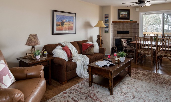 Jackson Condo | Inviting Outpost: Pitchfork 432 - Near Snow King Mountain!