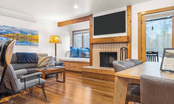 Moose Wilson Road Condo | Guest Rated: Outpost Raspberry 3712 with Family-Friendly Amenities