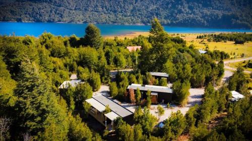 Puerto Montt House | Tranquil Loft at Lago Chapo with Inviting Hot Tub