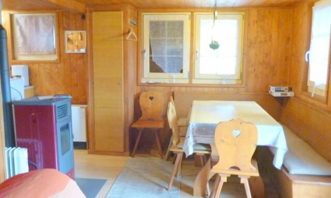 Saint-Luc Apartment | Cozy Ground Floor Chalet with Terrace Near Cog Railway