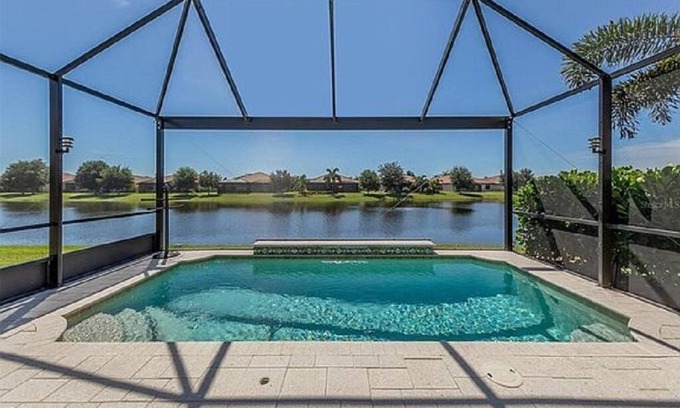 Gran Paradiso House | Relaxing Lake View Retreat with Private Pool & 2 Bedrooms