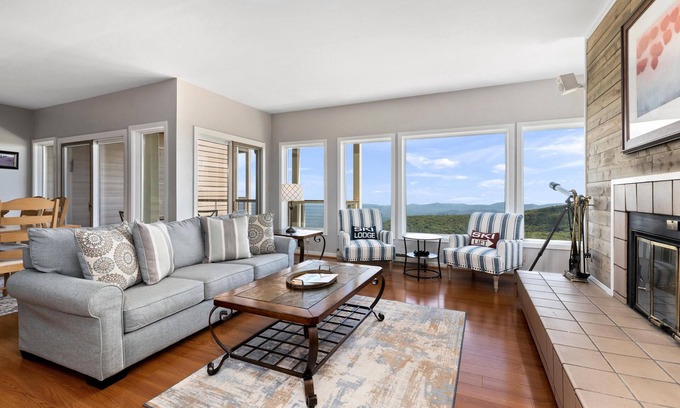 Nellysford Condo | Experience Overlook 05: Wintergreen Advantage Awaits
