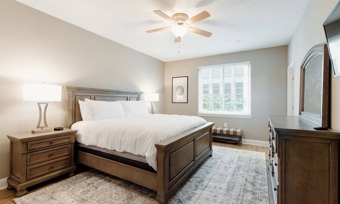 Greenville Downtown House | Outstanding Overlook Downtown GVL! | 2 Bed, 2 Bath Retreat