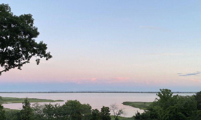 Charlestown House | Experience Ninigret Pond Views and Block Island Charm