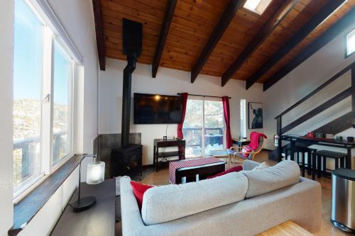 Tahoe Village Apartment | Family-Friendly Retreat at Overlook Nook for Memorable Stays