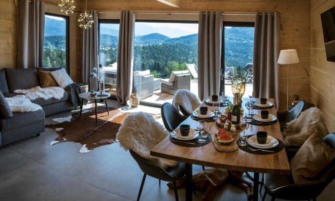 Lgota Ski Chalet | Oceanfront Escape at Ovis Homes - Guest Rated 9.5/10