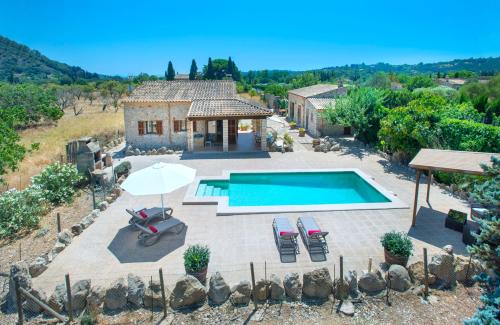 Campanet Villa | Rustic Owl Booking Villa Gabelli with Scenic Views & Pool