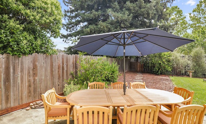 Alta Heights Apartment | Oxbow Peaceful Retreat: Pet-Friendly Getaway with Spa