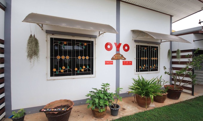 Surat Thani Hotel | Budget-Friendly OYO 1091 Sabye Dee Resort with Breakfast