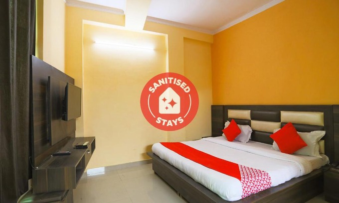Faridabad Hotel | Family-Friendly Stay at OYO 16362 Hotel National