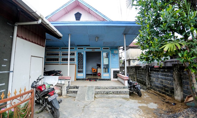 Banjarmasin Hotel | Budget-Friendly Stay at OYO 2197 Pulau Laut Guest House