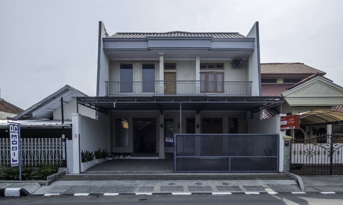 North Cirebon Hotel | Discover OYO 2259 Zleepy Ks Tubun with Breakfast Included