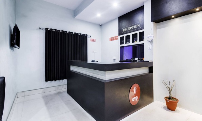 Dhanbad Hotel | Cozy Stay at OYO 27698 Hotel Navneet Residency