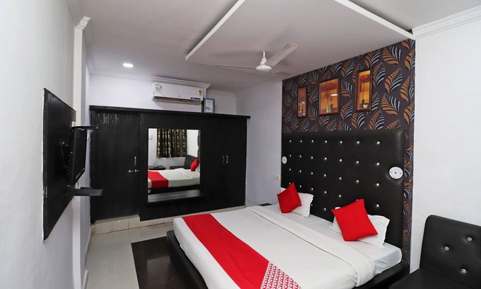 Marhi Hotel | Budget-Friendly Stay at OYO 43850 Hotel Mn Galaxy