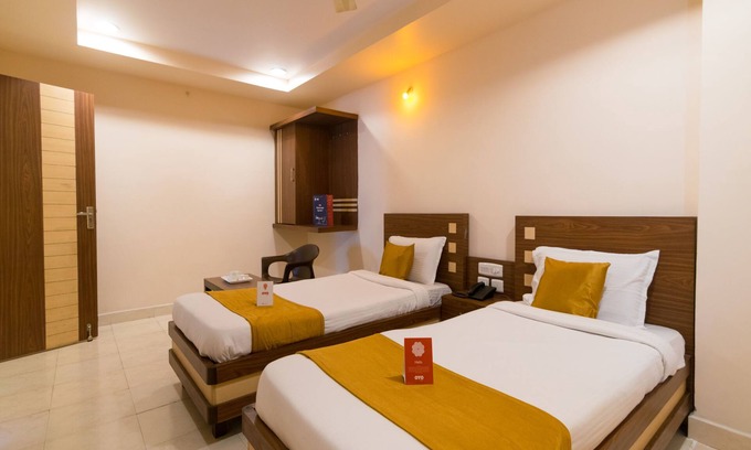 Dabagardens Hotel | Discover OYO 5660 Hotel Sree Residency with Free Breakfast