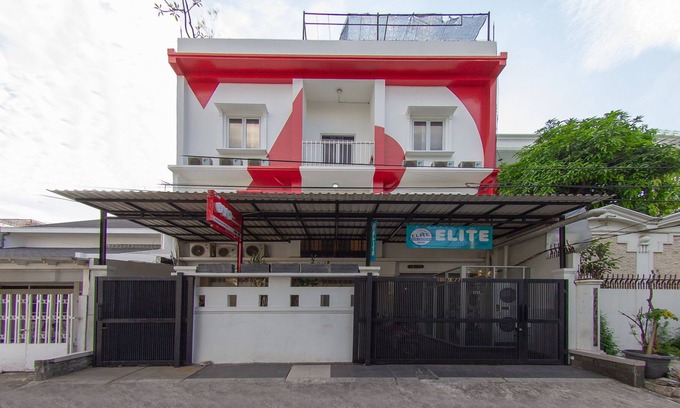 Tanjung Duren Utara Hotel | OYO 657 Elite Residence Central Park Mall By TOS