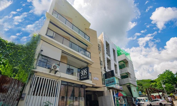 Lahug Hotel | Family-Friendly OYO 707-908 Salinas Suites with Great Reviews