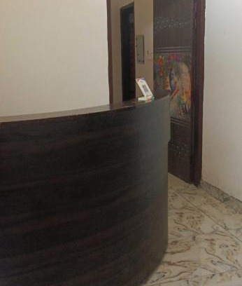 Asandh Hotel | Cozy OYO 81152 Rajat Guest House with Breakfast Included
