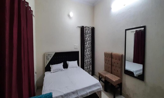 Bareilly Hotel | Discover OYO 82700 Hotel Imperial Lawn with Pool & Breakfast