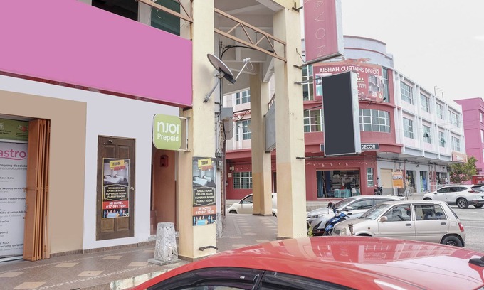 Kampung Balai Besar Hotel | Budget-Friendly OYO 90120 Mi Hotel Dungun with Breakfast