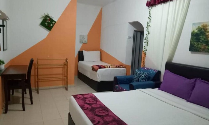 Pantai Tengah Hotel | Explore Child-Friendly Comfort at OYO 90935 Langkawi Motel