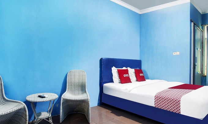 Bandar Lampung Hotel | Discover OYO 91005 Cottage Near Putra Mutun Beach