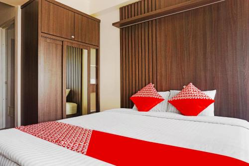 Gunung Putri Hotel | Budget-Friendly San San Rooms Apartment Near Gunung Putri