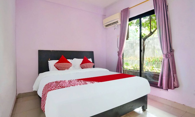 Sukarami Hotel | Budget-Friendly Oyo 91680 Hotel Mentari with Breakfast