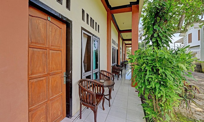 Pangandaran Hotel | Budget-Friendly Stay at OYO 91877 Mushroom Pondok Hotel