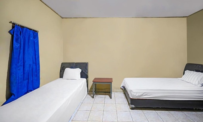 Parepare Hotel | Child-Friendly Comfort at OYO 92230 Penginapan Metro Parepare