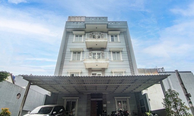 Serpong Hotel | Budget-Friendly Stay at OYO 92602 Doesnami Syariah