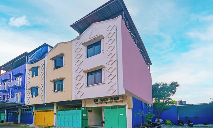 Sunter Hotel | Discover OYO 92664 Cemara Koja Residence: Family-Friendly Stay