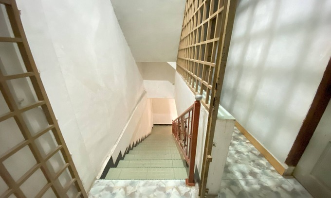 Tanjung Uncang Hotel | Budget-Friendly Stay at OYO 93397 Hotel California