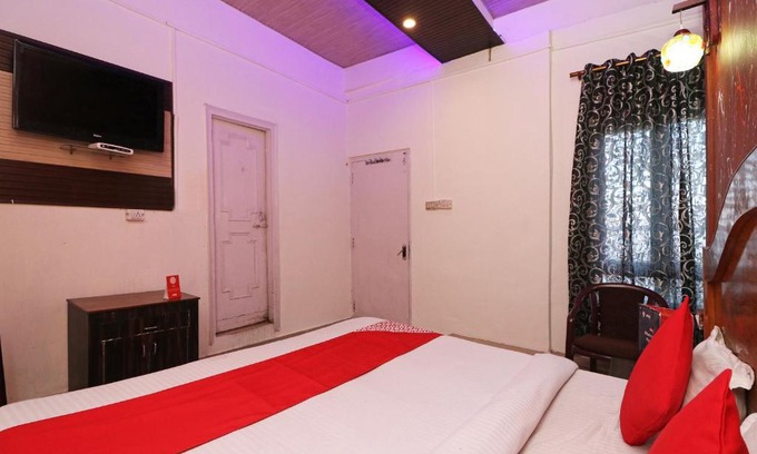 Walajapet Hotel | Discover OYO Flagship 72372 Hotel Krish - Child-Friendly Stay