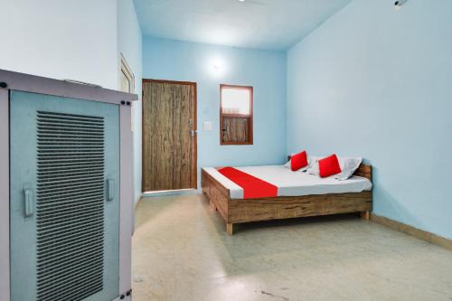 Ganaur Hotel | Affordable Family Stay at OYO Flagship Devrachna Residency