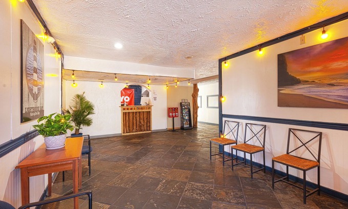 South Main Hotel | Budget-Friendly OYO Hotel near Houston Medical Center