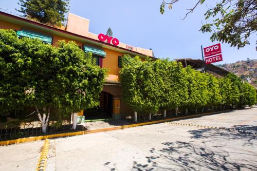 Oaxaca Hotel | Budget-Friendly Stay at OYO Hotel Maria Teresa Inn
