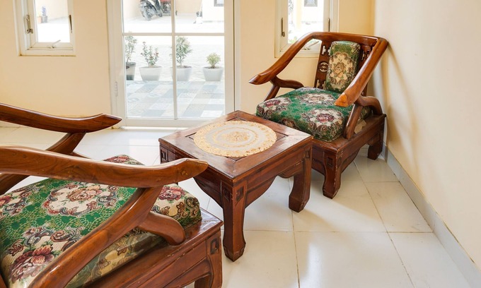 Asrikaton Hotel | Budget-Friendly OYO Life 91569 Omah Wijaya Kusuma Stay