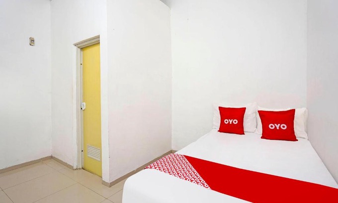 Waru Hotel | Family-Friendly Mannsur Homestay - Great Budget Stay