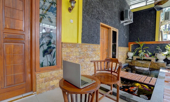 Sidomulyo House | Cozy OYO Life 92840 Wisma Morricco: Child-Friendly Stay