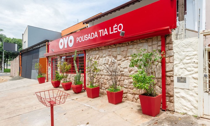Campinas Hotel | Family-Friendly OYO Pousada Tia Léo in Campinas