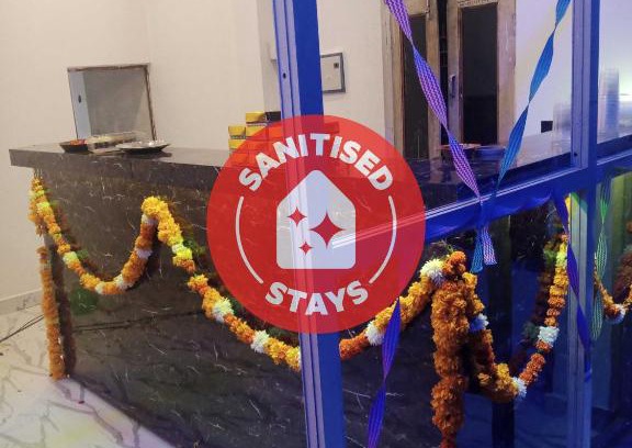 Auraiya Hotel | Budget-Friendly Stay at OYO The Bluemoon - Family Friendly
