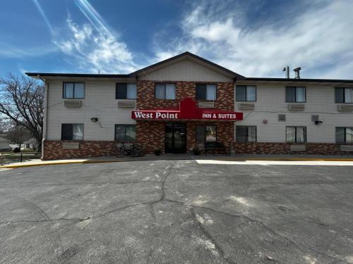 West Point Hotel | Explore West Point Inn & Suites: Family and Pet-Friendly Stay