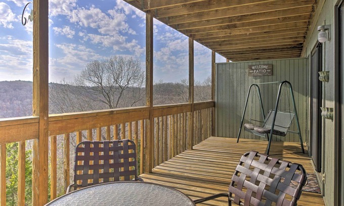 Notch Estates Condo | Ideal Ozark Mountain Condo Near Silver Dollar City!