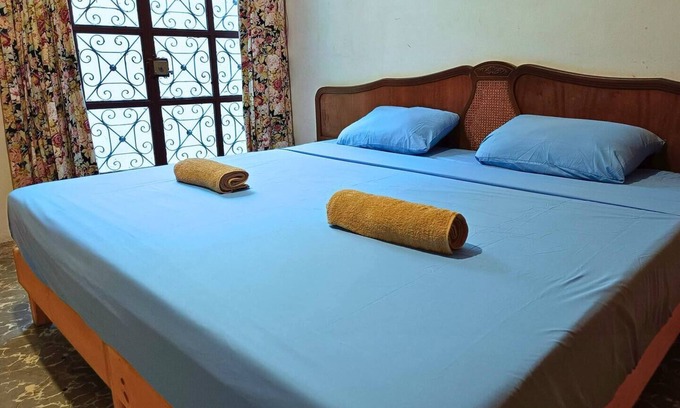 San Jacinto Amilpas Bed & Breakfast | Ozeli bed and breakfast. Steady and charming hostel in Oaxaca city.