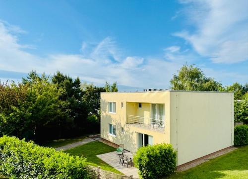Pasohlavky Apartment | Discover Pálavské Domky: Family-Friendly Retreat Awaits