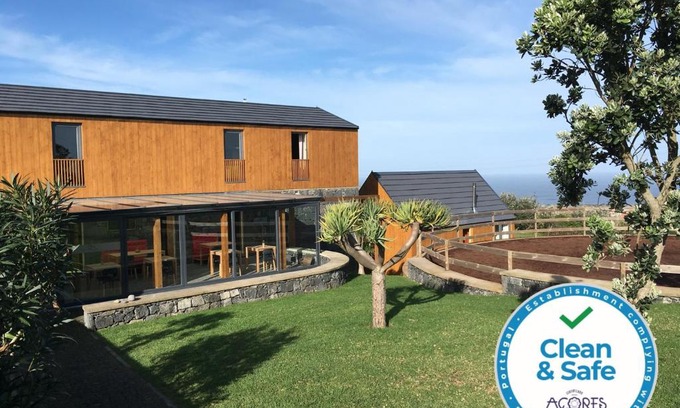 Cedros Cabin | Relax at Pátio Ecolodge with Pool & Hot Tub Amenities